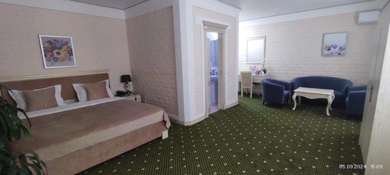 Bek Plus Hotel Takchilik Eksteriør bilde