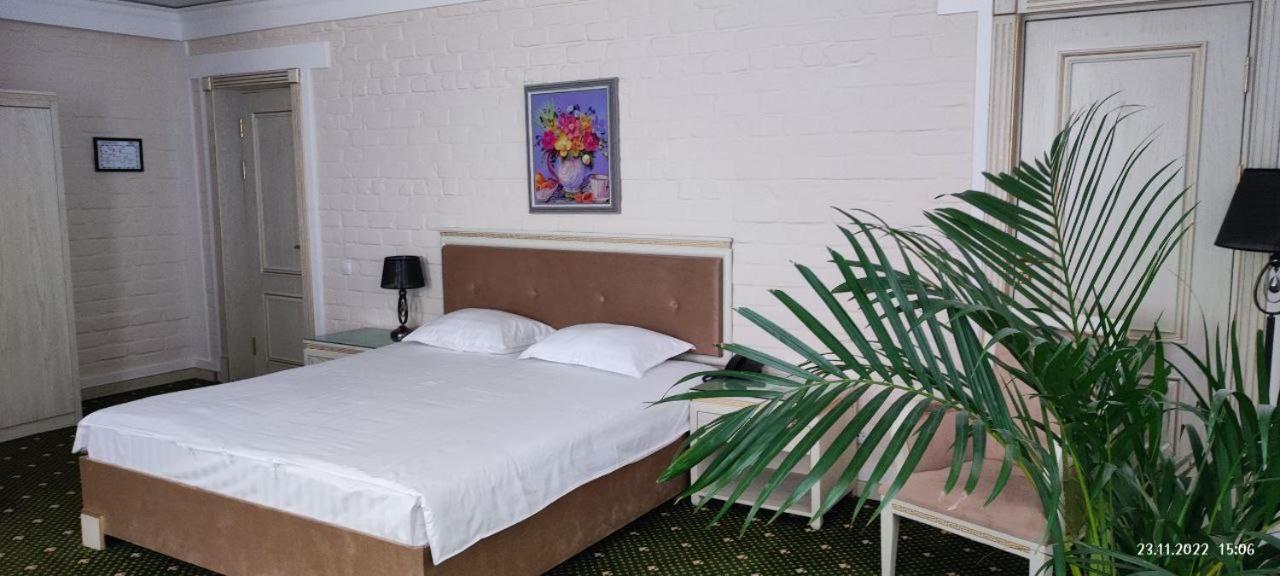 Bek Plus Hotel Takchilik Eksteriør bilde