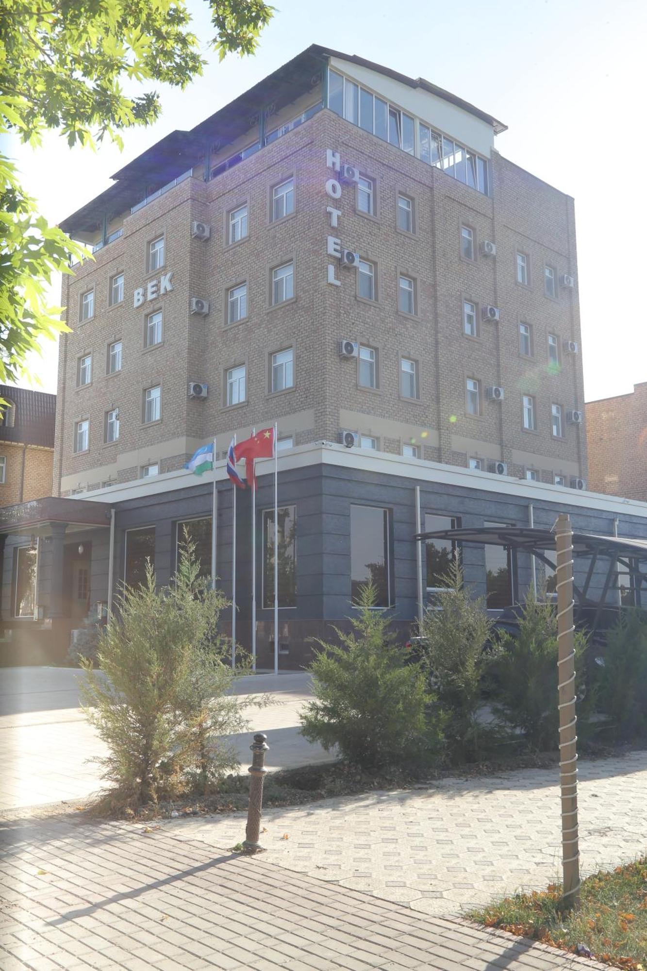 Bek Plus Hotel Takchilik Eksteriør bilde